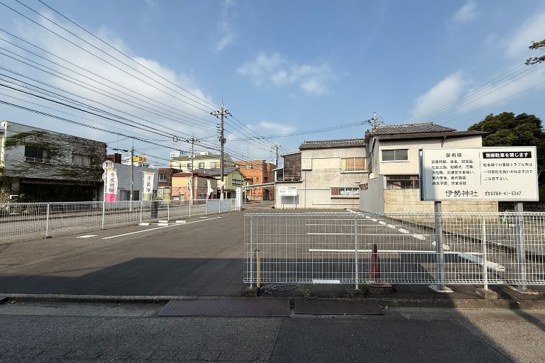 伊勢神社専用駐車場
