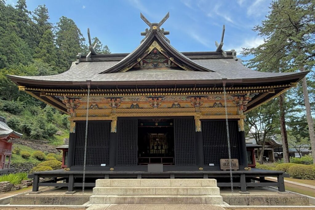 妙義神社の前身・彩色鮮やかな波己曽社