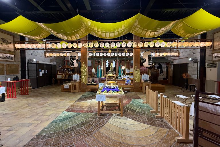 大前恵比寿神社社殿内部