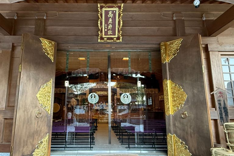 高麗神社の拝殿