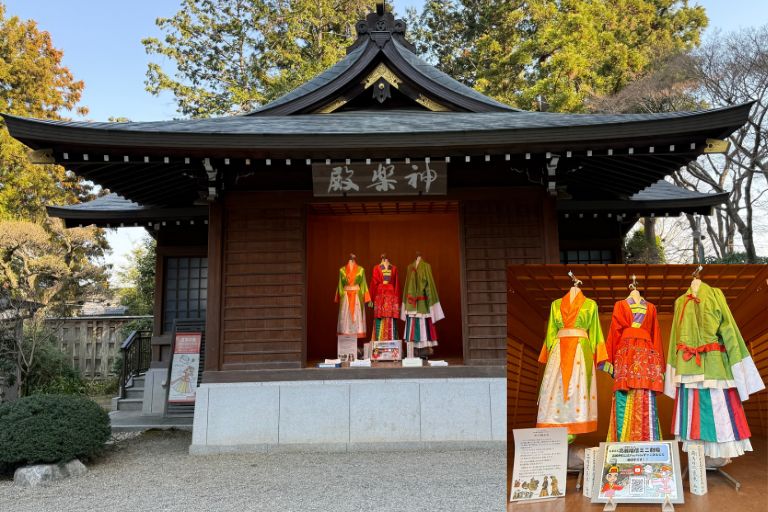 高麗神社の神楽殿