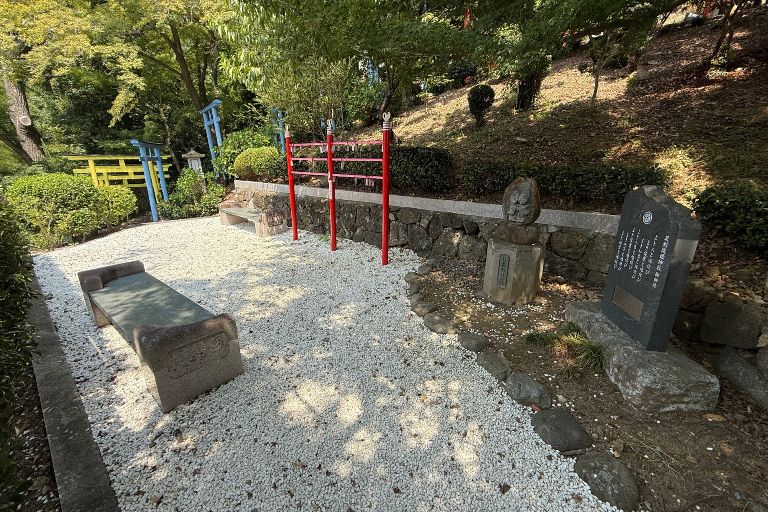 足利織姫神社 縁結びひろばの全景